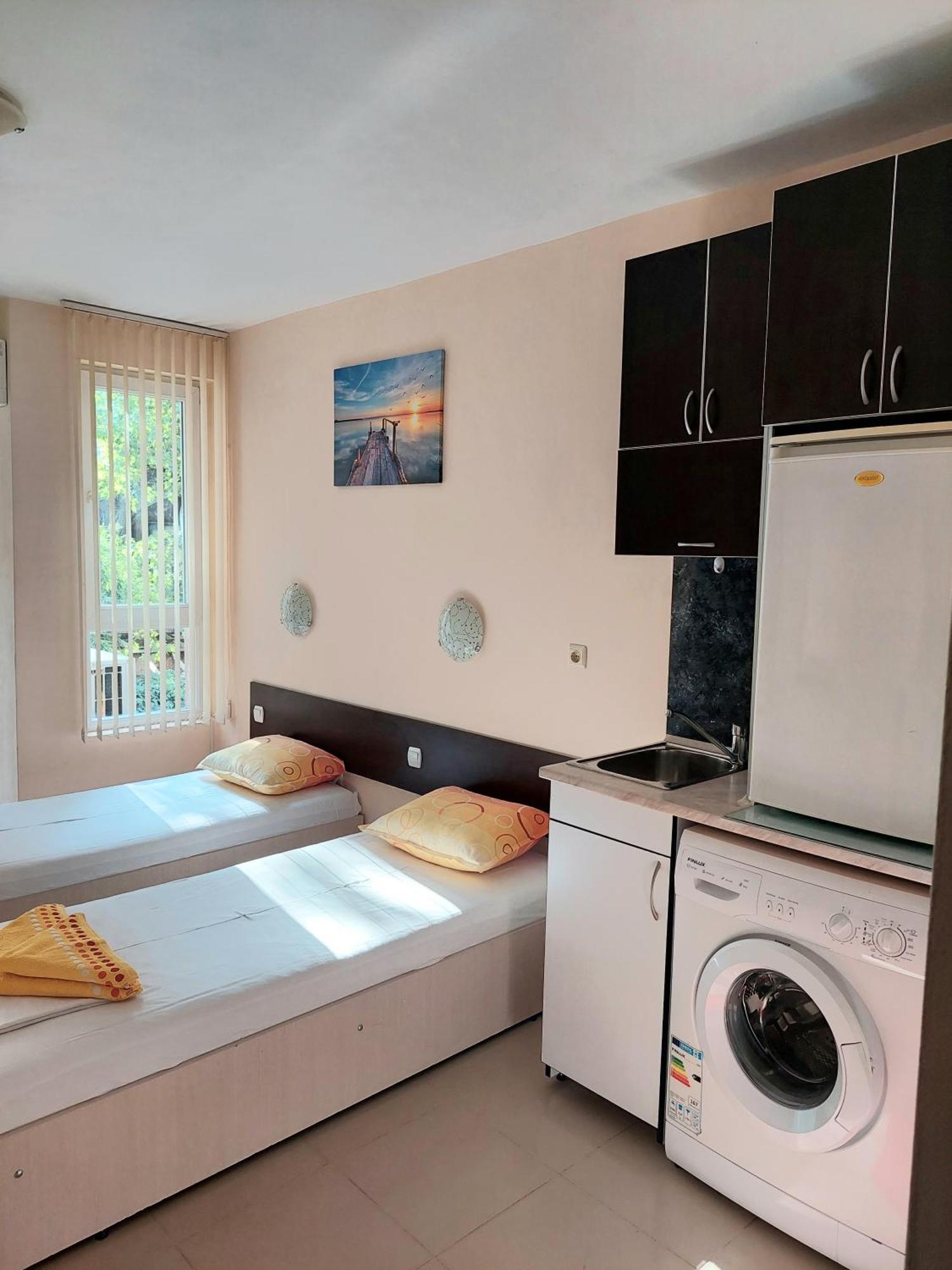 Студио Алекс Варна Varna Exterior photo